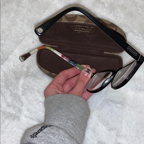 Coach Women’s Glasses - Picture 3 of 4